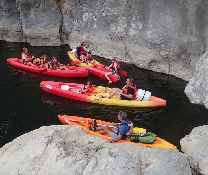 descente-ardeche-canoe-kayak-balazuc-guide-riviere